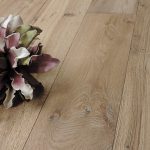 PHOTO NATUREL 150X150 | Art et Bois Nouvelle gamme de parquet vieilli Saverne 1